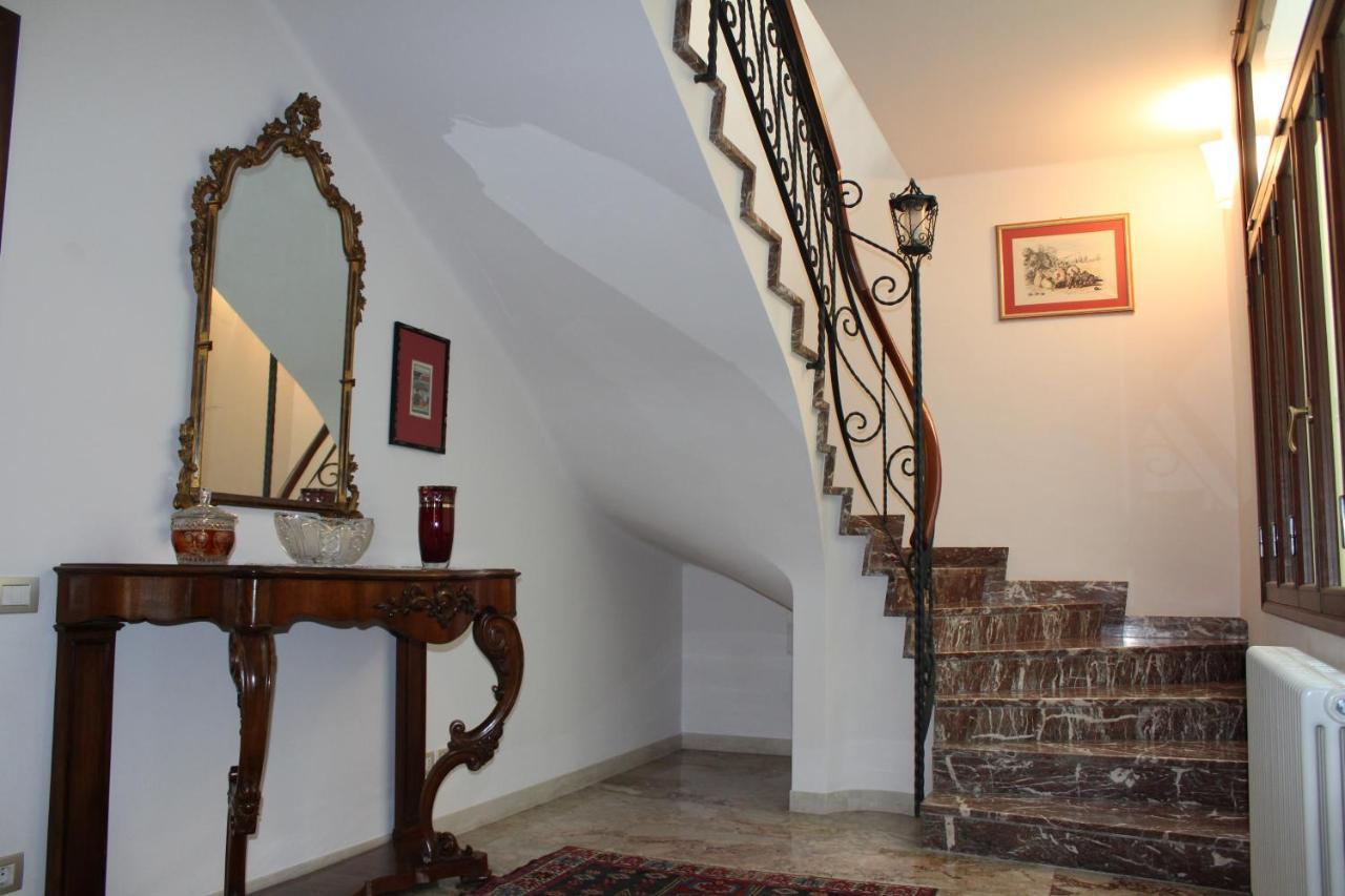 Tres Chic Bed & Breakfast Civitanova Marche Exterior photo