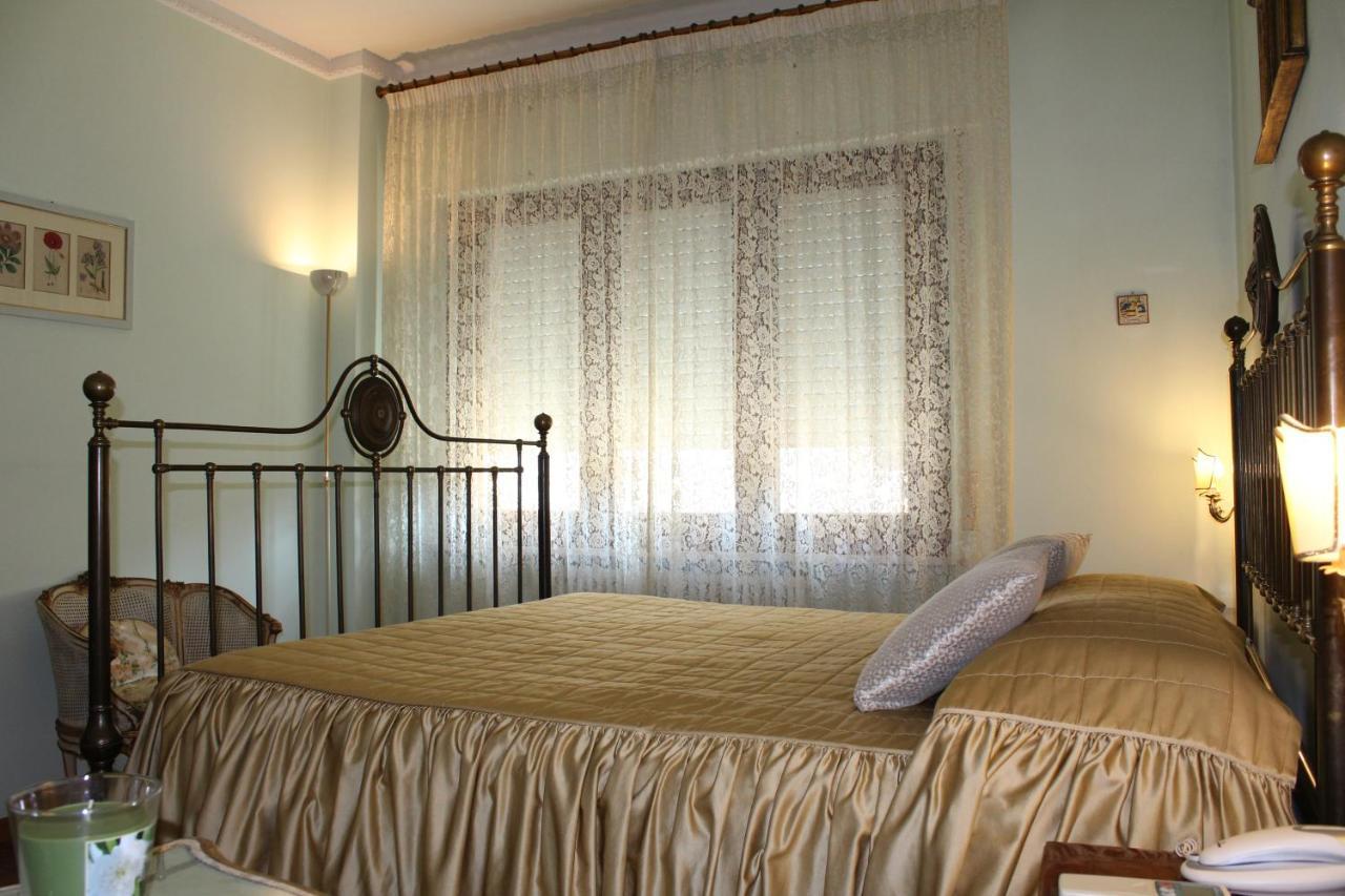 Tres Chic Bed & Breakfast Civitanova Marche Exterior photo