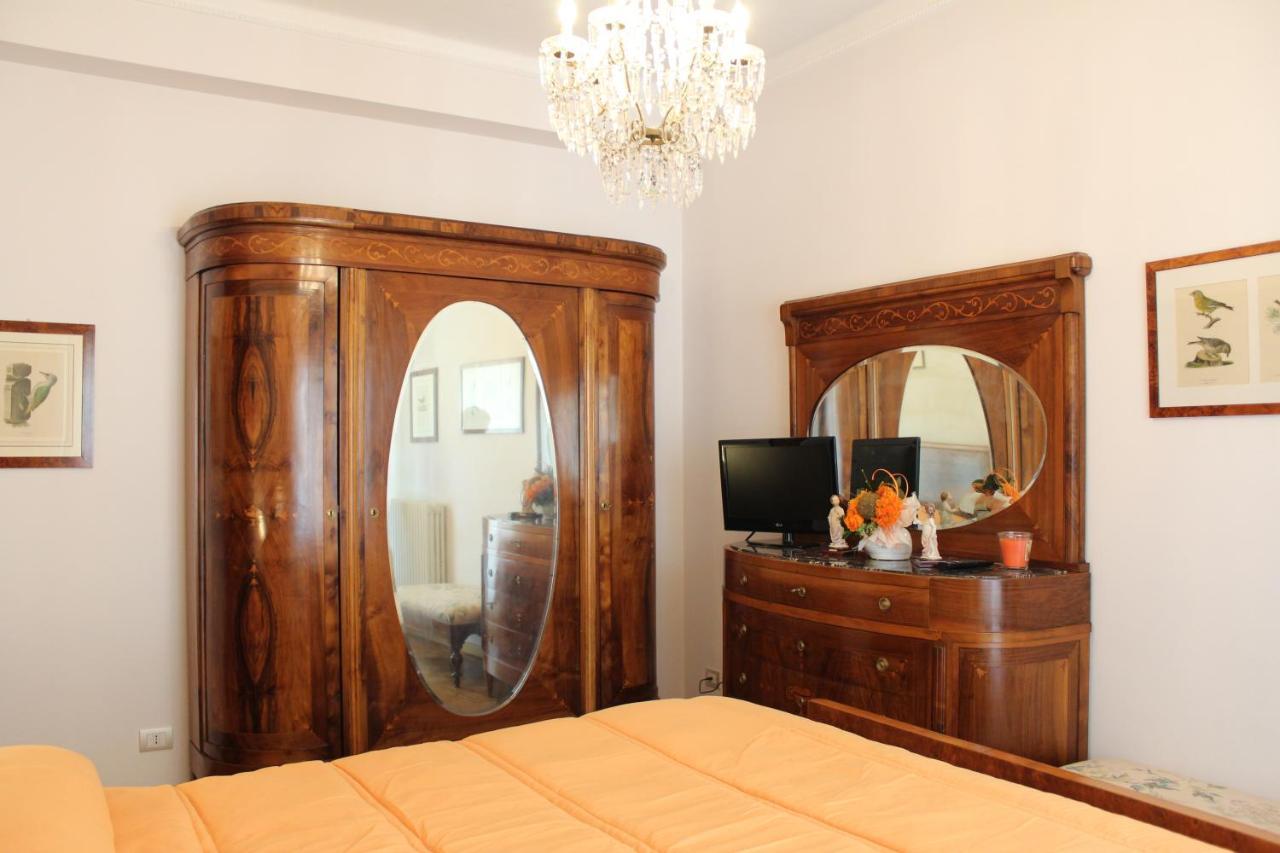 Tres Chic Bed & Breakfast Civitanova Marche Exterior photo