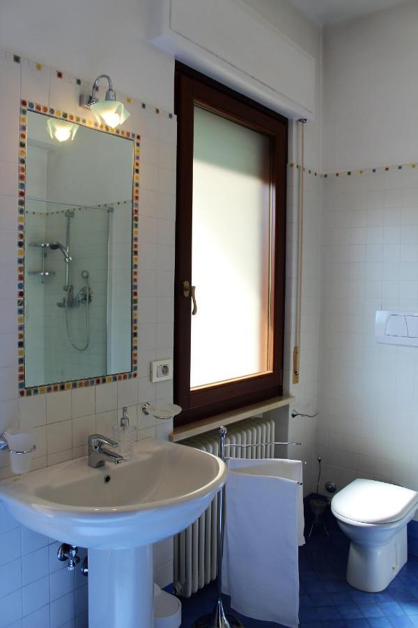Tres Chic Bed & Breakfast Civitanova Marche Exterior photo